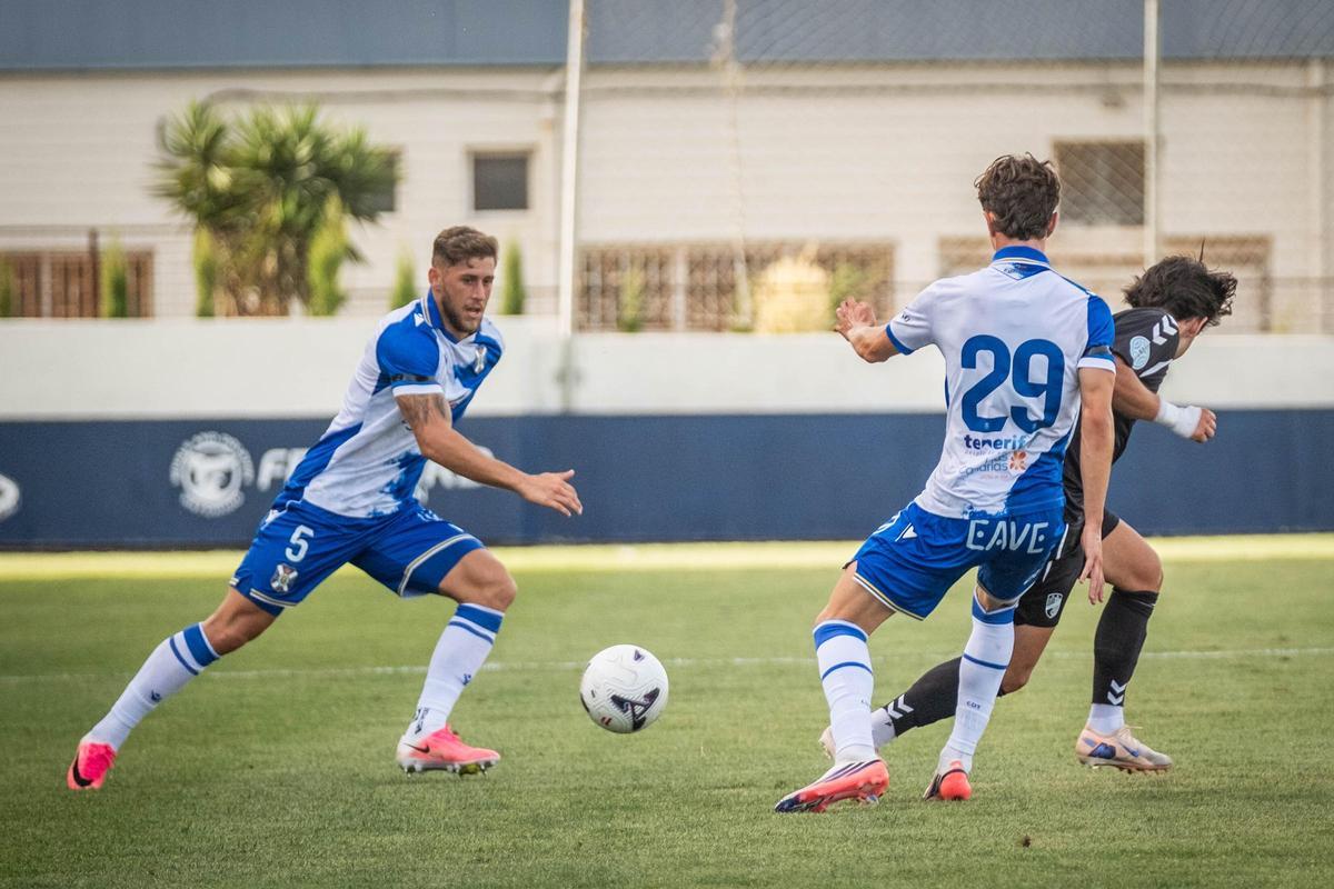 Partido amistoso entre el CD Tenerife y el Tamaraceite