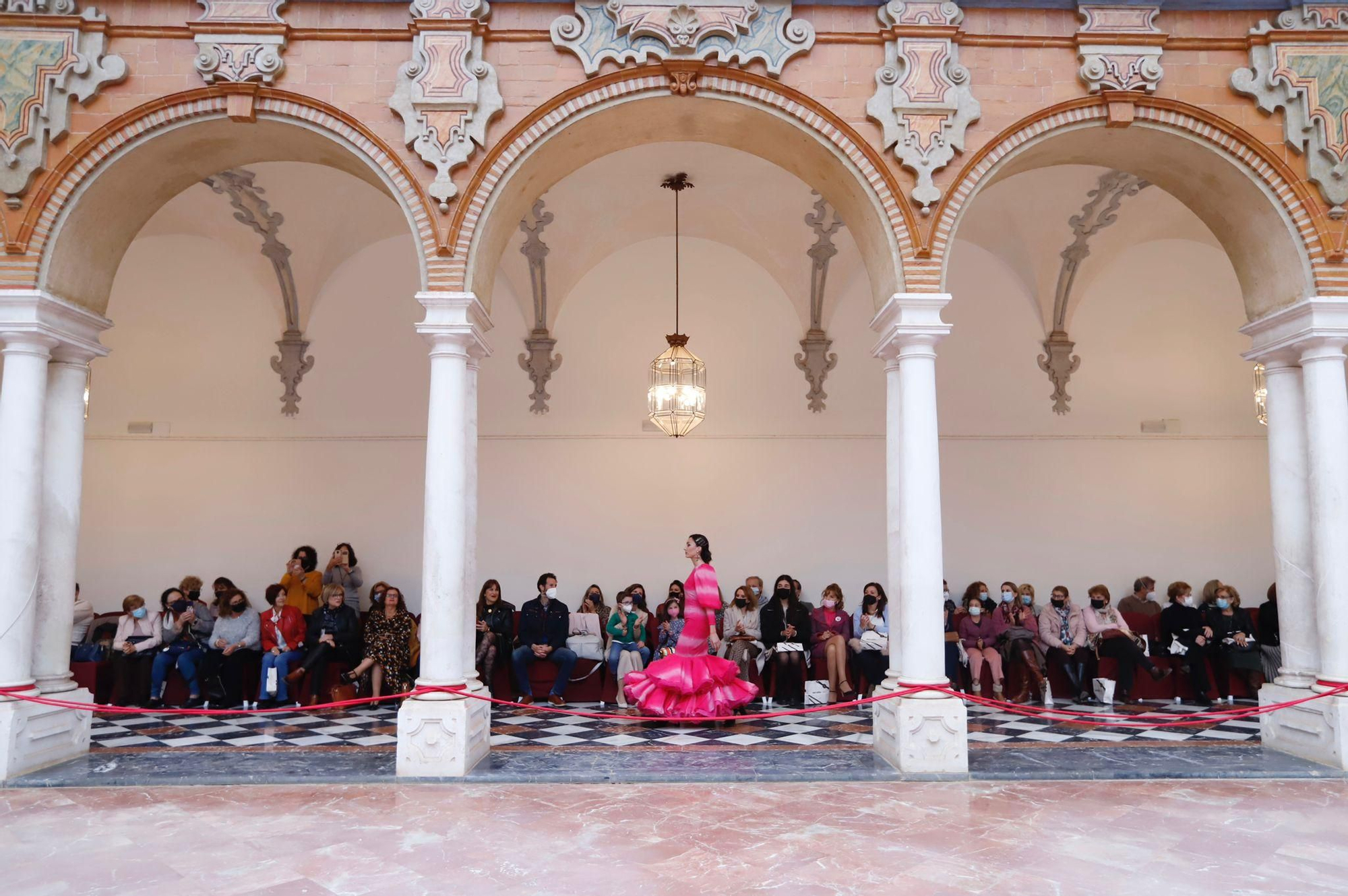 Desfile benéfico de la Asociación Alzheimer