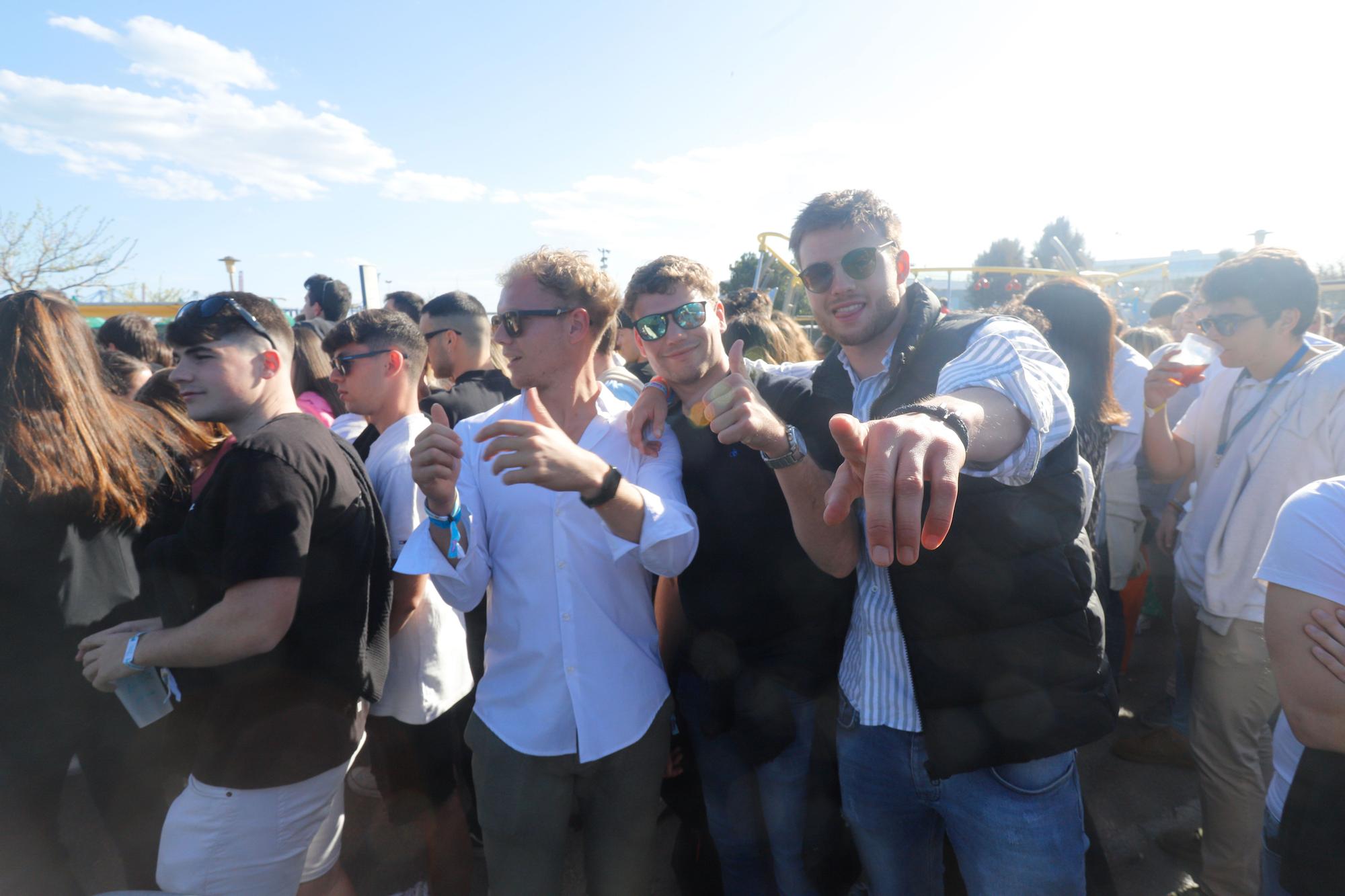 Búscate en las paellas universitarias de la Marina de València