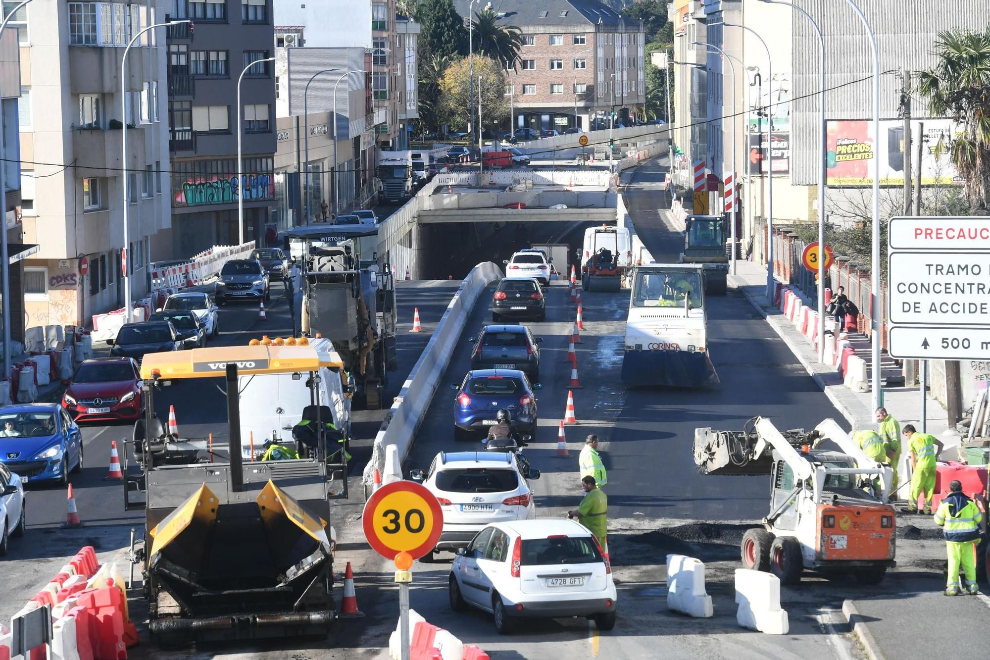 Abre el paso inferior de Sol y Mar de forma provisional solo en dirección A Coruña por obras