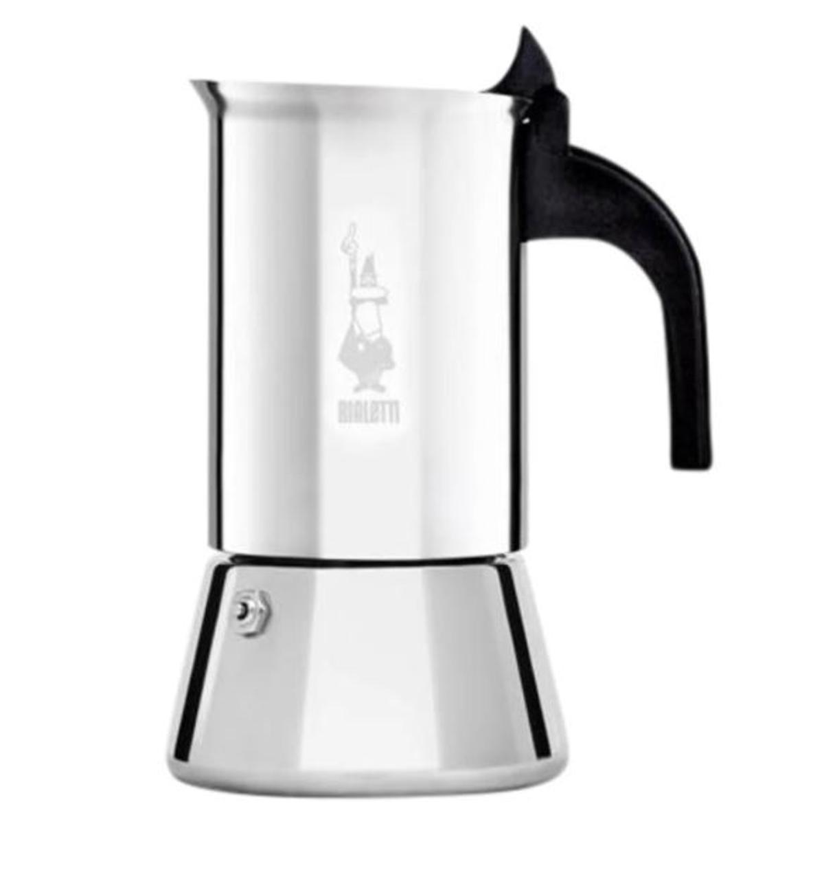 Mañana se esperan colas kilométricas en Lidl para conseguir la máquina de café espresso casero al estilo de Italia más barata: de acero y acabado retro