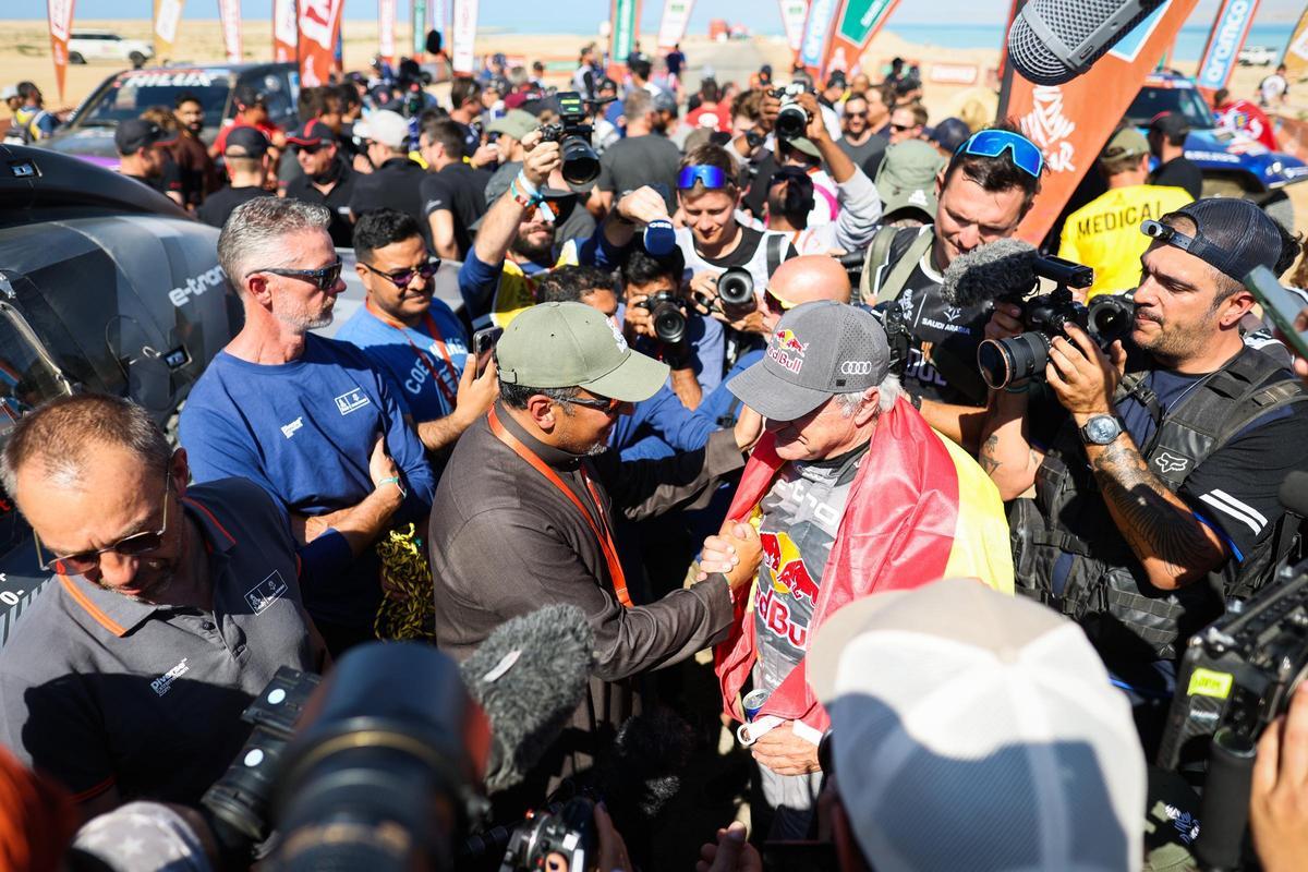 Carlos Sainz conquista su cuarto Dakar