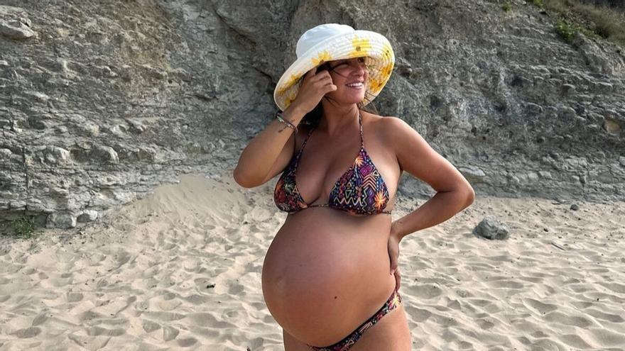 Marta Pombo ingresa en el hospital para dar a luz a sus hijas: &quot;He roto aguas esta mañana&quot;