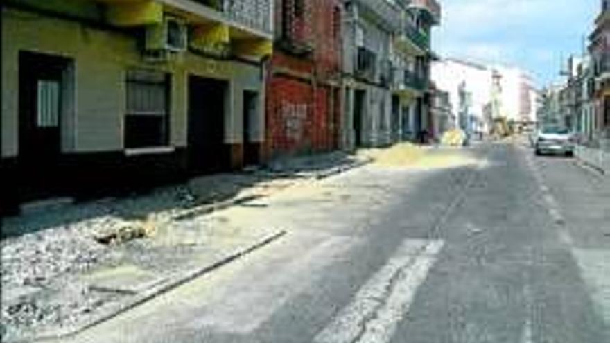 Acondicionan varias calles en Don Benito