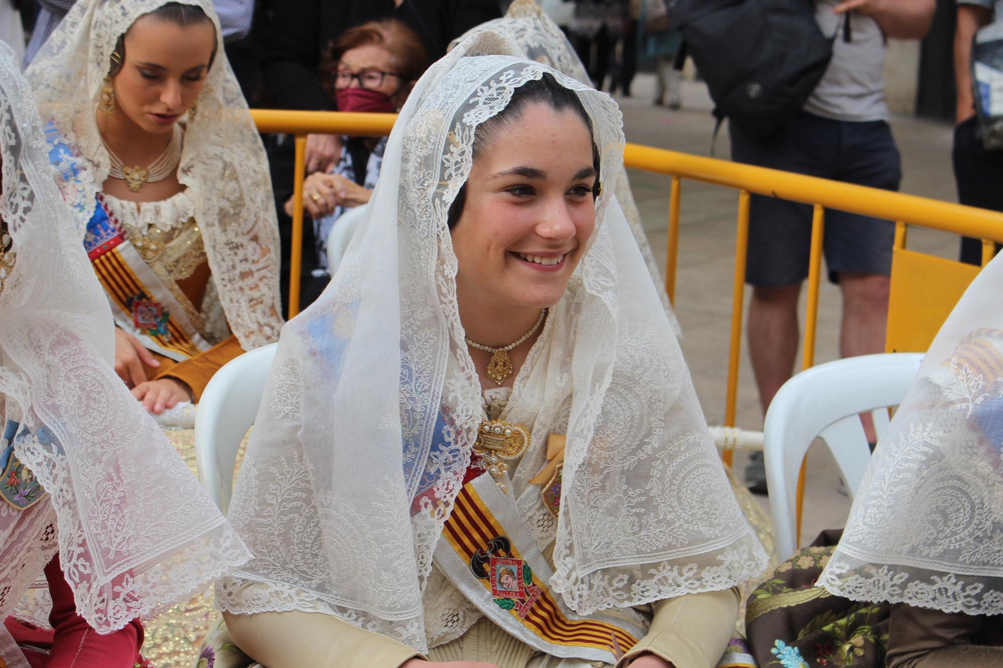 La fuerza de las Fallas en la Procesión de la Virgen (y IV, la comitiva oficial)