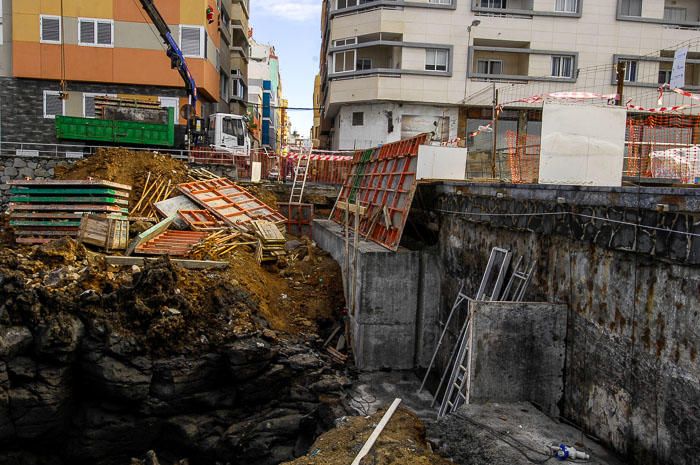 MAL ESTADO DE LA PLAZA DE LA PUNTILLA