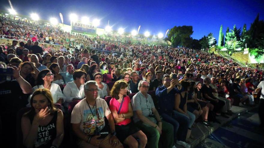 El Teatro de la Axerquía uno de los escenarios más empleados en el Festival de la Guitarra.