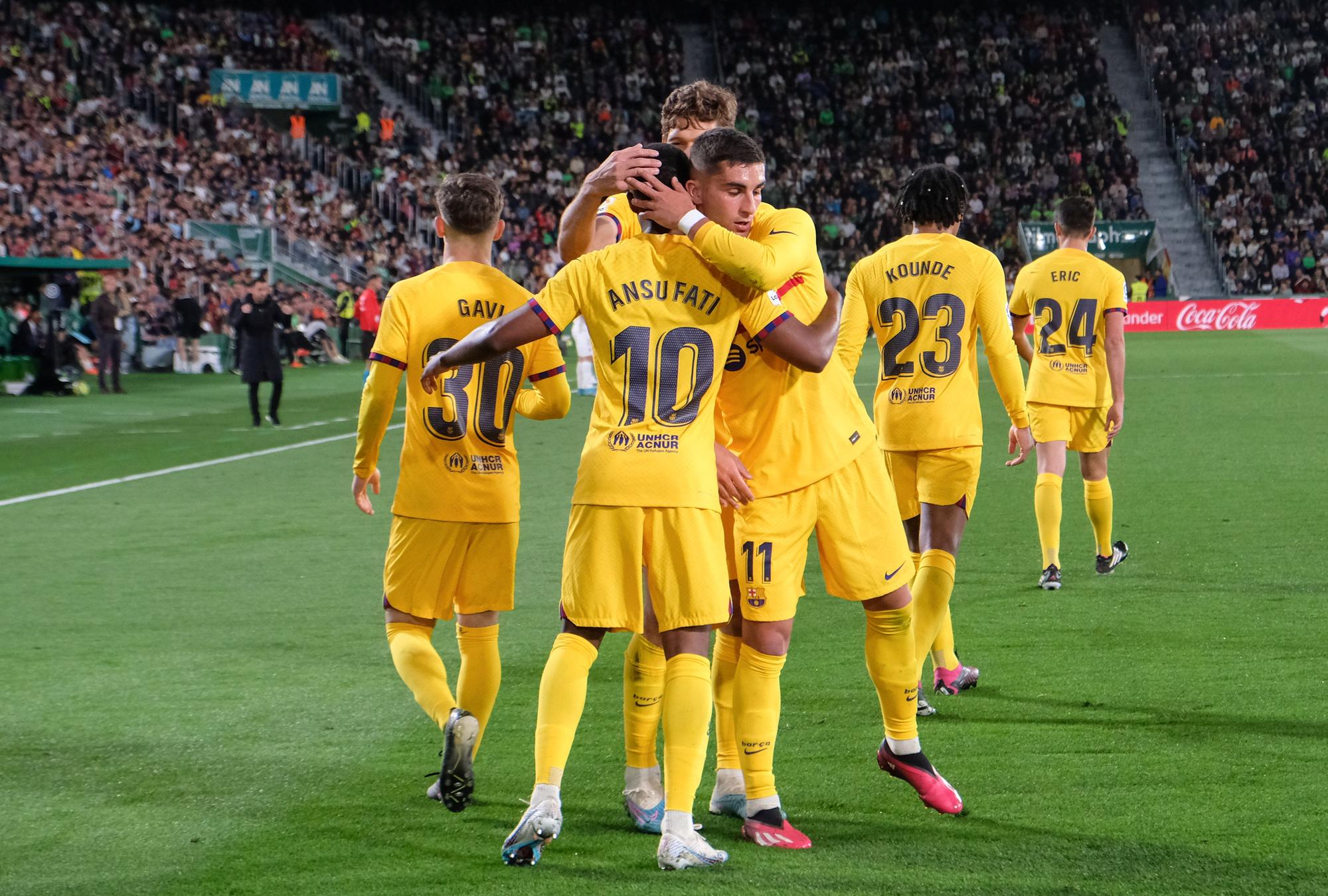 Así se ha vivido el Elche - Barça en el Martínez Valero