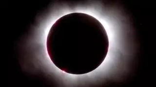 Eclipse solar hoy, en directo: a qué hora, dónde verlo en España y afectaciones