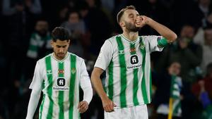 Germán Pezzella celebrando un gol con el Betis