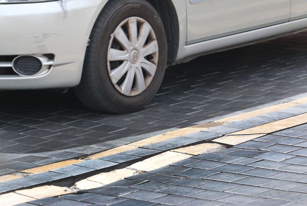 Estado del asfalto en las calles de Málaga