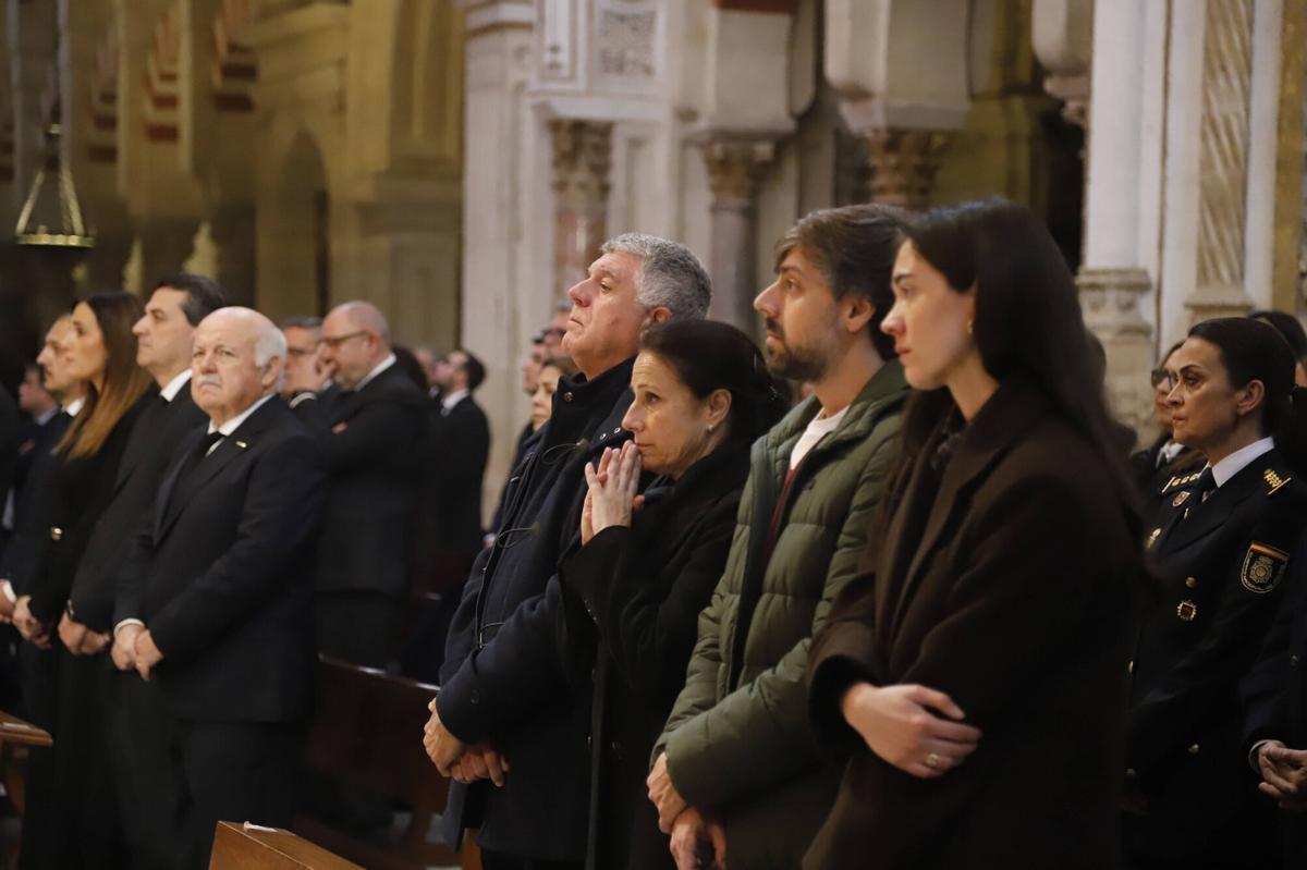 El obispo de Córdoba, Jesús Fernández, oficia la liturgia por los fallecidos en la tragedia ferroviaria El obispo de Córdoba, Jesús Fernández, oficia la liturgia por los fallecidos en la tragedia ferroviaria