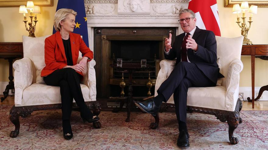 Keir Starmer y Ursula von der Leyen, este jueves en el 10 de Downing Street.