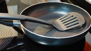 La teva paella podria estar danyant les teves hormones: els experts alerten sobre els disruptors endocrins