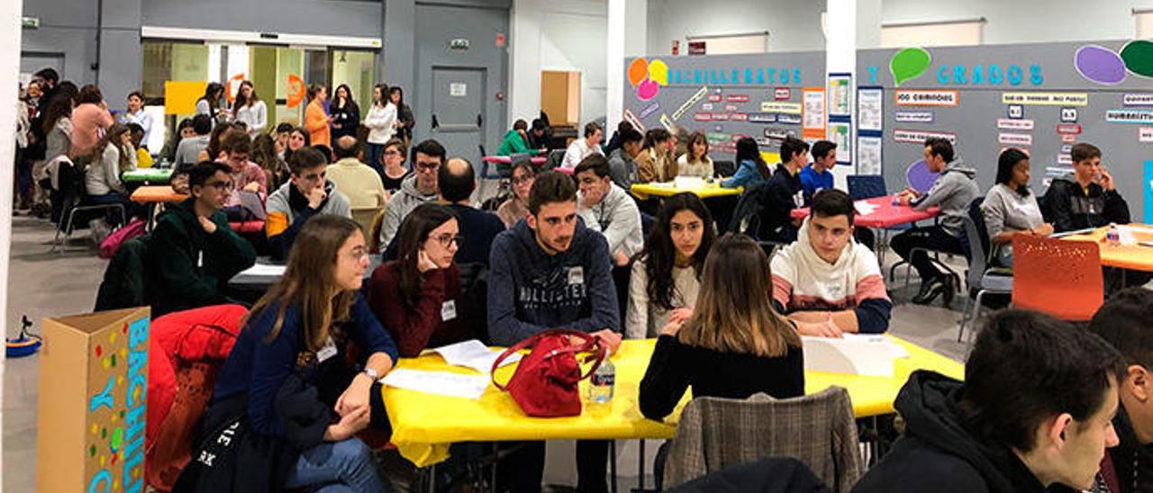 Jornada sobre orientació acadèmica i professional a Alcoi