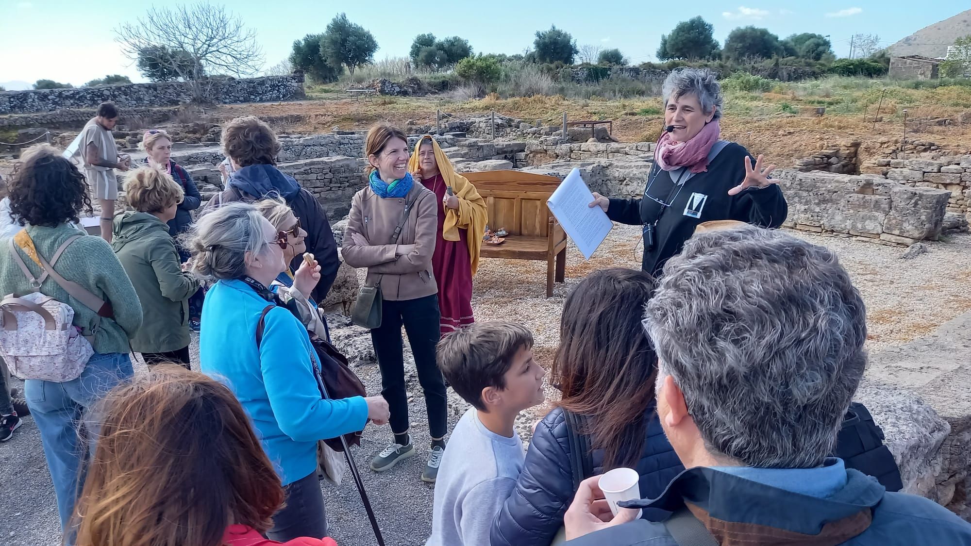 Recorrido teatralizado en Pollentia