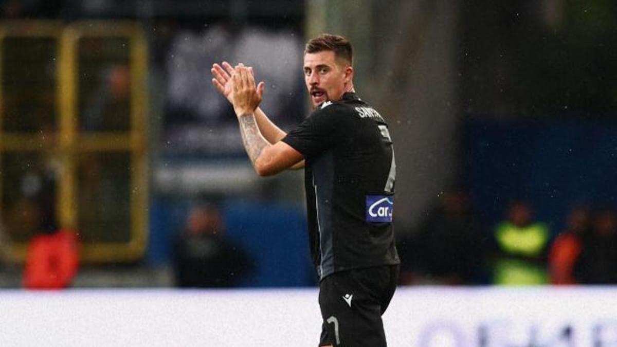 VÍDEO VALENCIA CF | Santamaría aterriza en Grecia para firmar por el PAOK