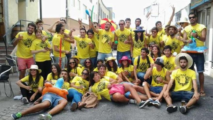 El &#039;Xacobebo&#039; de Santa Cruz inicia las fiestas patronales de la localidad