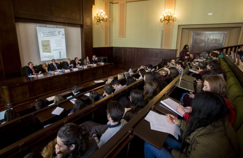 Debate sobre la reforma de la Constitución