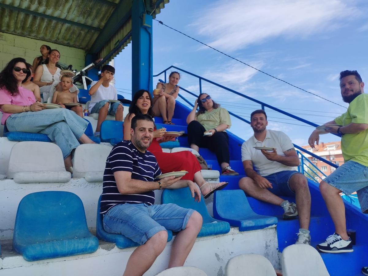 La exitosa fiesta del Club Deportivo Mosconia en Grado, en imágenes La exitosa fiesta del Club Deportivo Mosconia en Grado, en imágenes