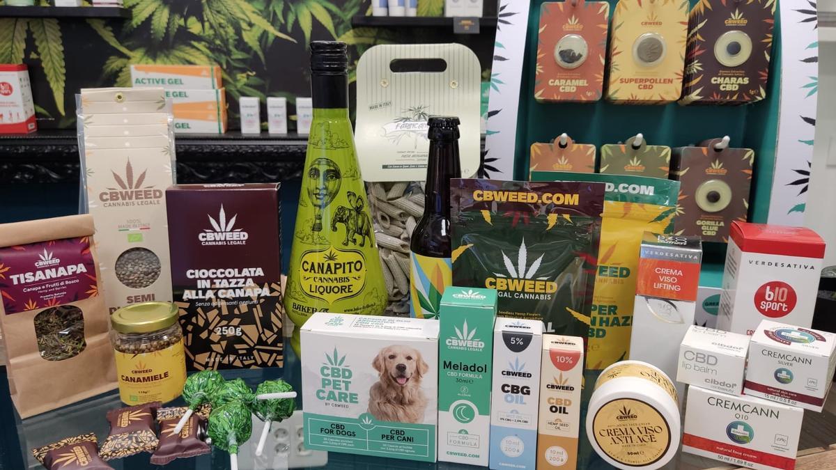 CBD: Así es el CBD: la marihuana 'light' que no 'coloca' y puedes comprar  en el centro de Madrid