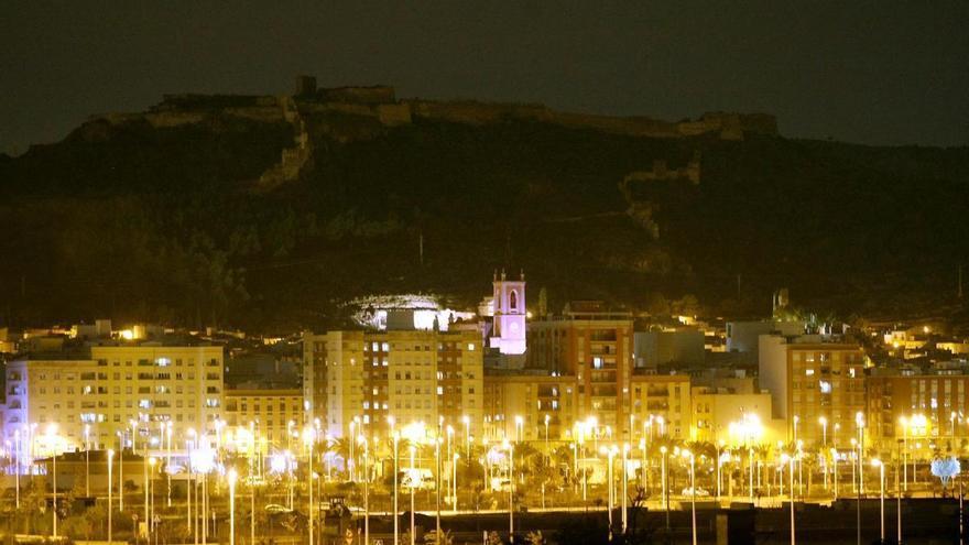 Sagunt cederá la gestión integral del alumbrado a cambio de una renovación total de las farolas