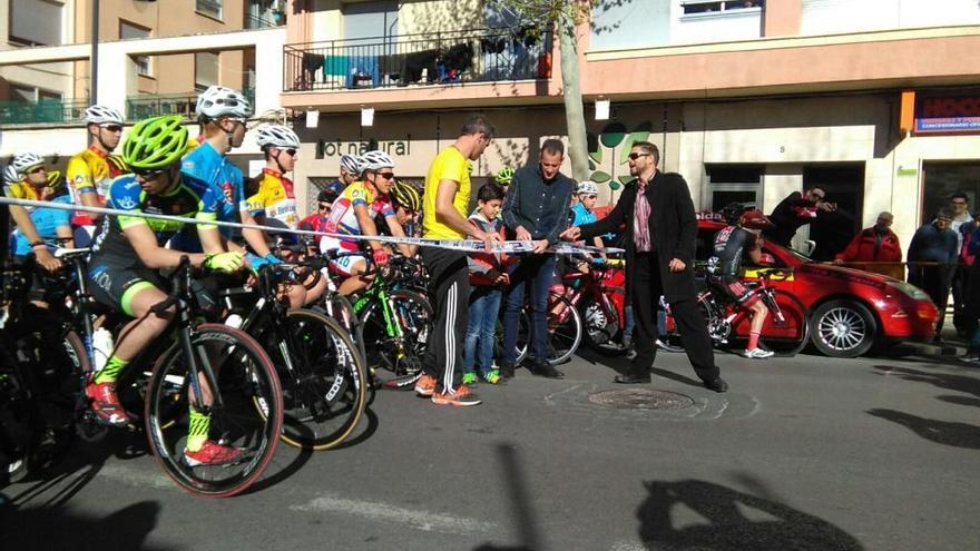 Aitor Escobar (Mutua Levante) se adjudica al sprint el 63 Trofeo san Jorge