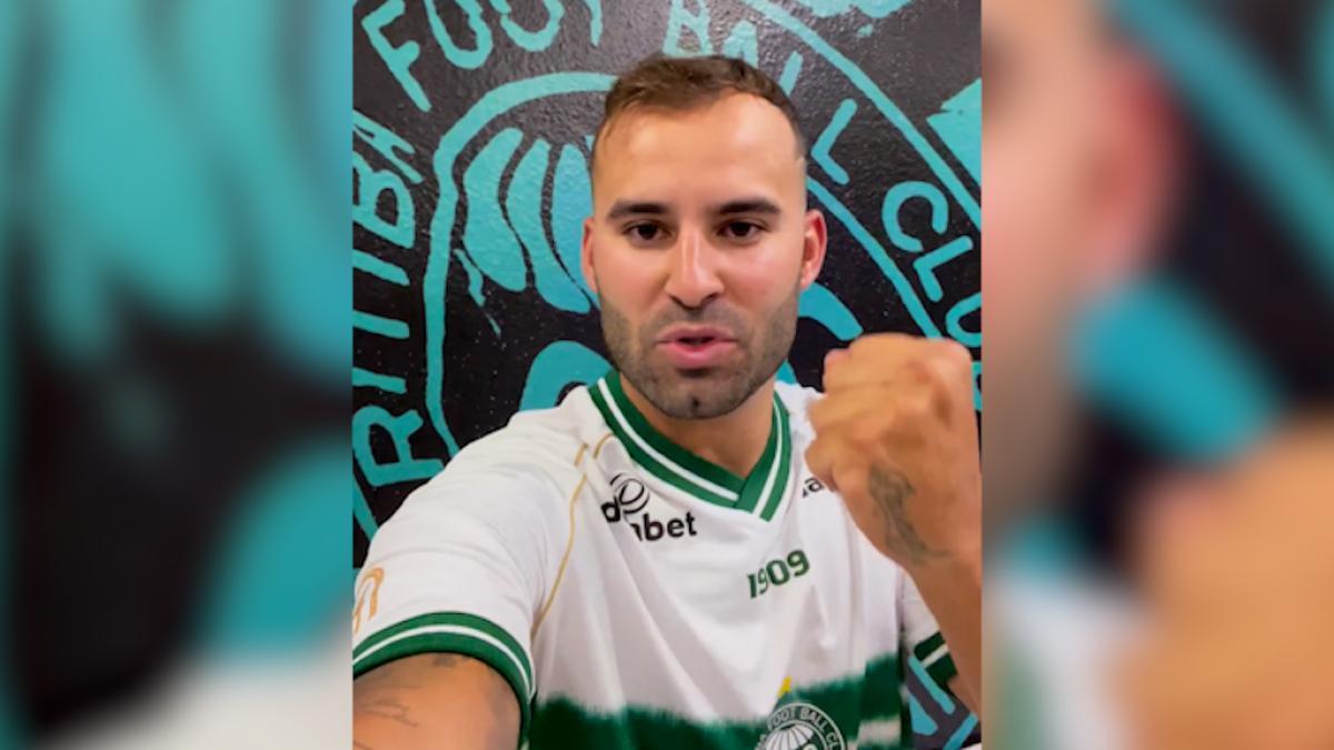 Jesé presentado por el Coritiba