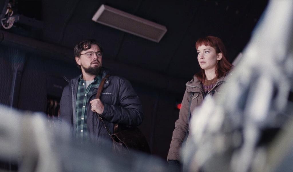 Fotograma de Leonardo DiCaprio y Jennifer Lawrence en la película de Netflix 'Don´t look up'.