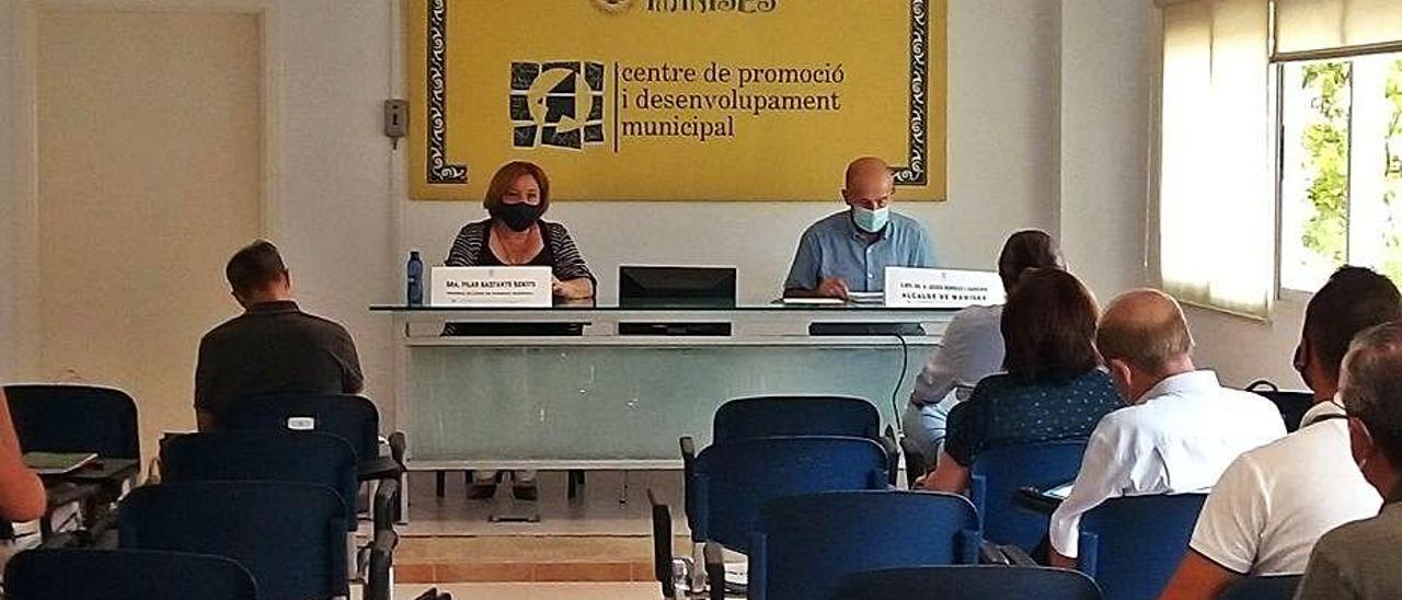 Manises pide a empresas y comercio propuestas de reactivación local