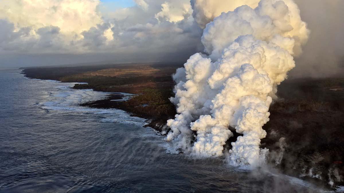 22 personas resultan heridas en Hawai tras una nueva descarga del volcán Kilauea.