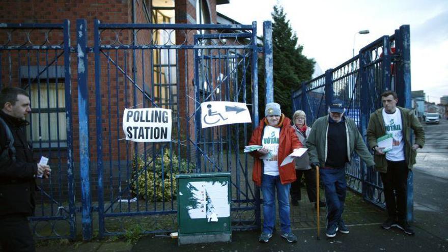 Irlanda del Norte vota en unas elecciones marcadas por el &#039;brexit&#039; y la crisis política