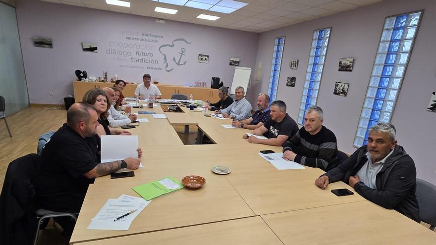 Las cofradías exhiben «unidade» y reclaman una reunión urgente con Mar