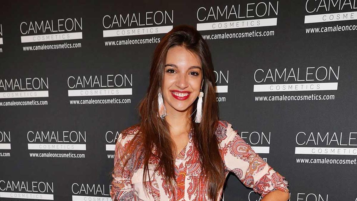 Ana Guerra estrena su imagen más 'camaleónica' con vestido de Zara