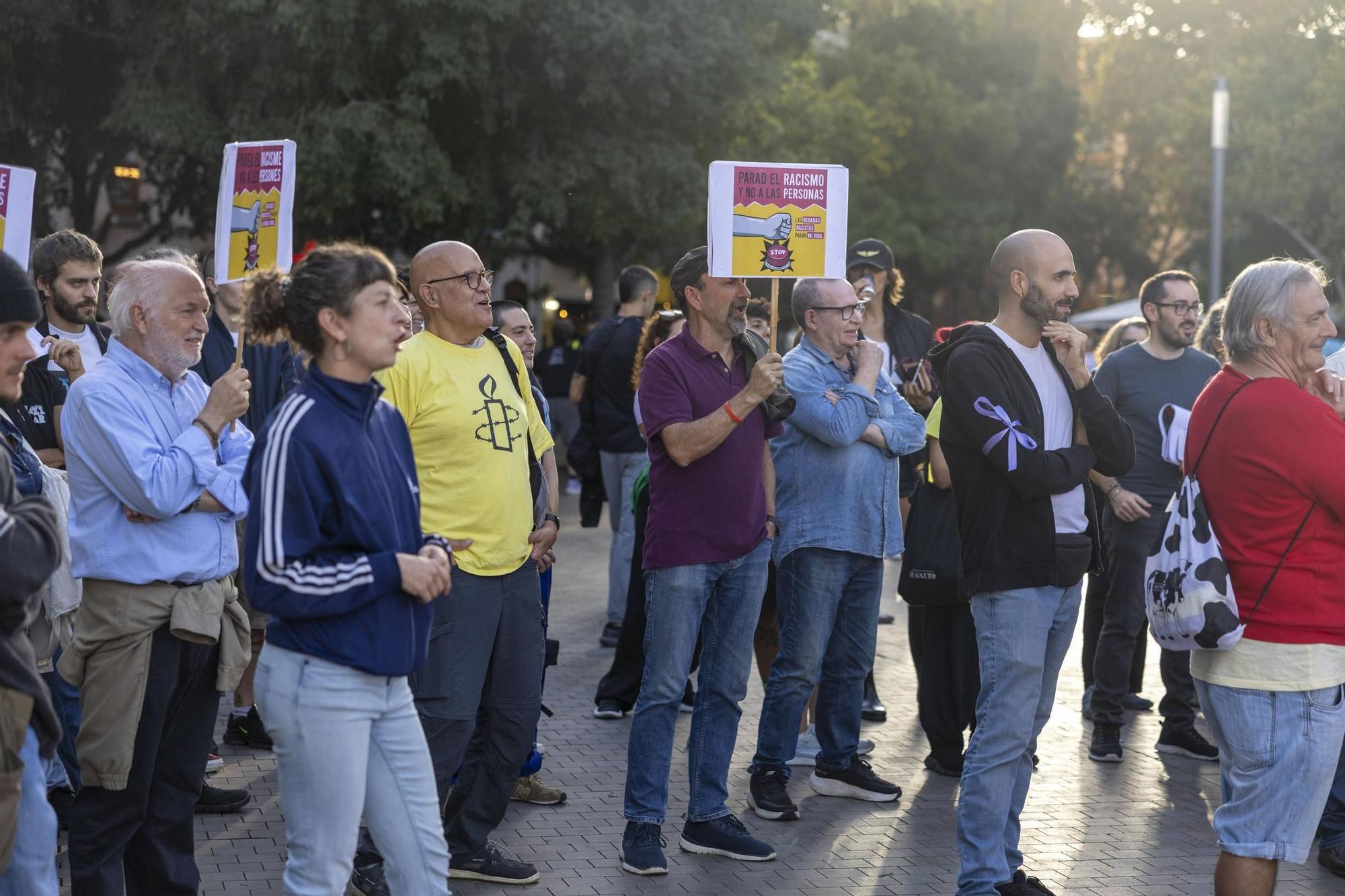 FOTOS | Clamor por una Mallorca «libre de racismo, odio ni fronteras»