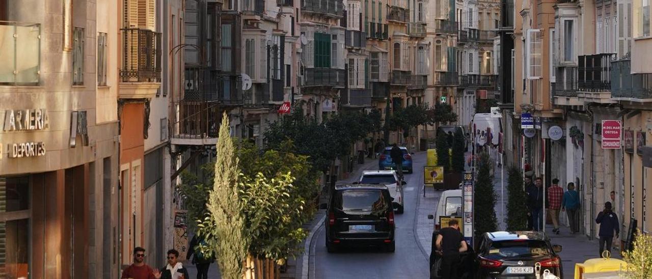 Panorámica de la calle Carretería tras su peatonalización