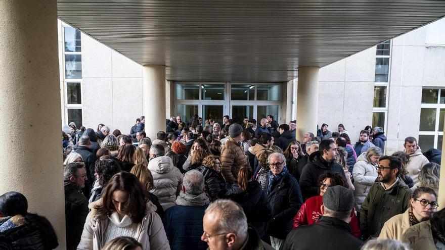 Vídeo | Cáceres acoge las oposiciones de celador del SES con mayor participación