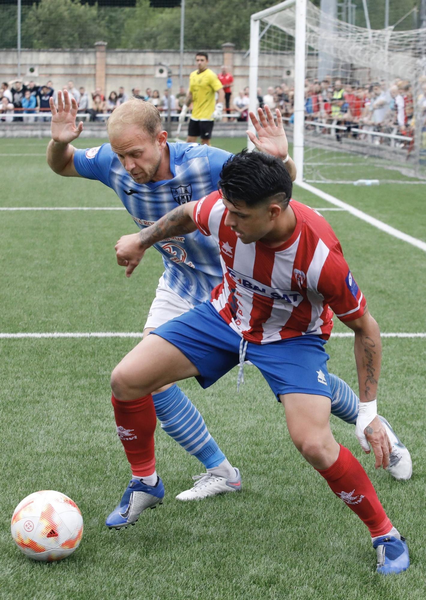 L'Entregu se queda con la miel en los labios: el conjunto del Nuevo Nalón cae por 2-0 ante La Unión y se queda sin ascenso