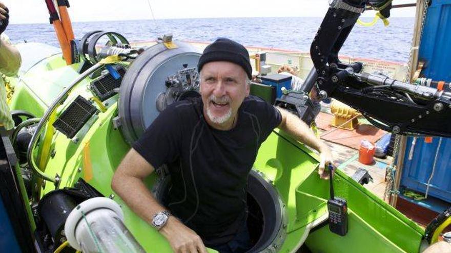 James Cameron logra descender hasta el punto más profundo del oceano