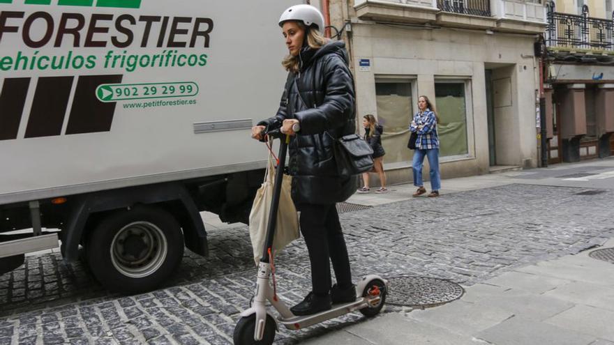Renfe prohíbe el acceso con patinetes eléctricos a todos sus trenes por la seguridad de los viajeros