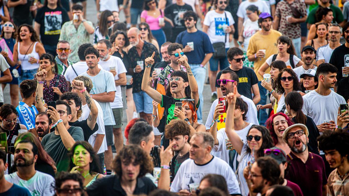 Público en la jornada inaugural del Canela Party 2025