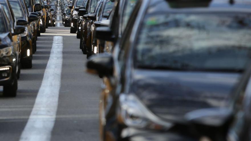 "La nova llei del taxi està feta a mida de BCN"
