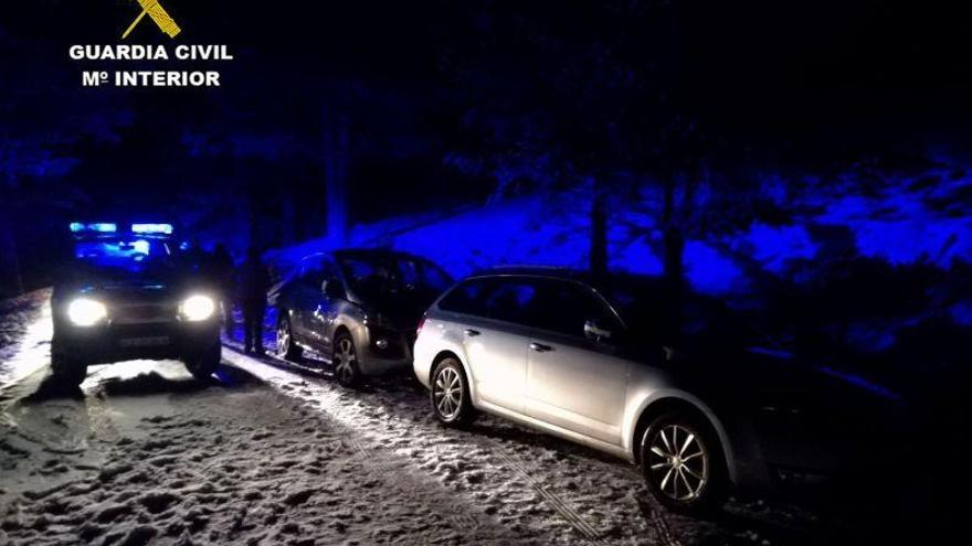 Rescatadas once personas, cinco menores, atrapadas en la nieve en Guadalaviar