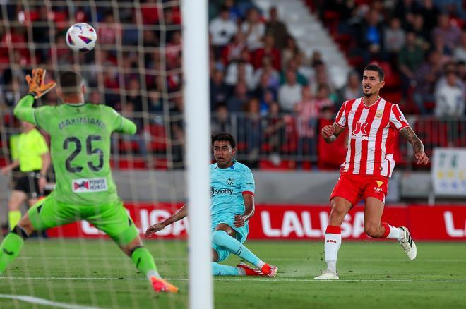 UD Almería - FC Barcelona, el partido de LaLiga EA Sports, en imágenes.