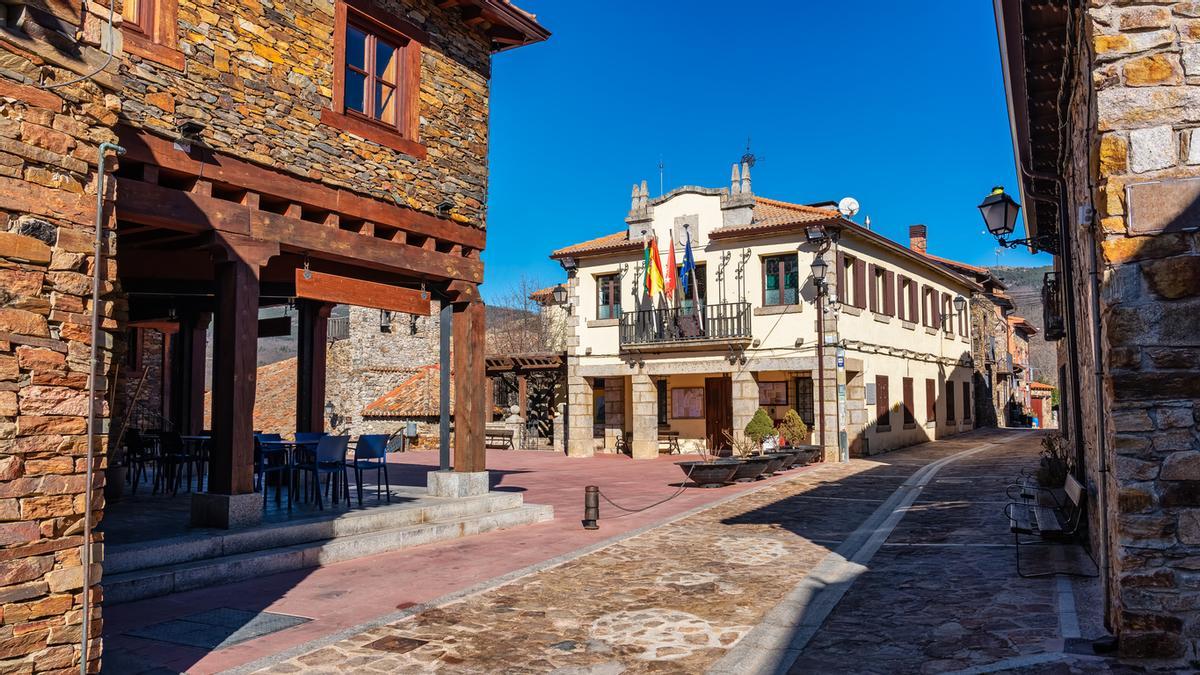 Plano aéreo de un paisaje, Montejo, Sierra del Rincón, Madrid