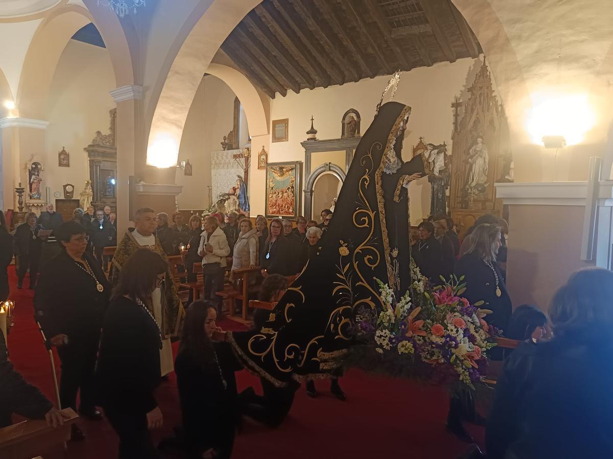 GALERÍA| La procesión de La Soledad de Manganeses de la Lampreana en imágenes