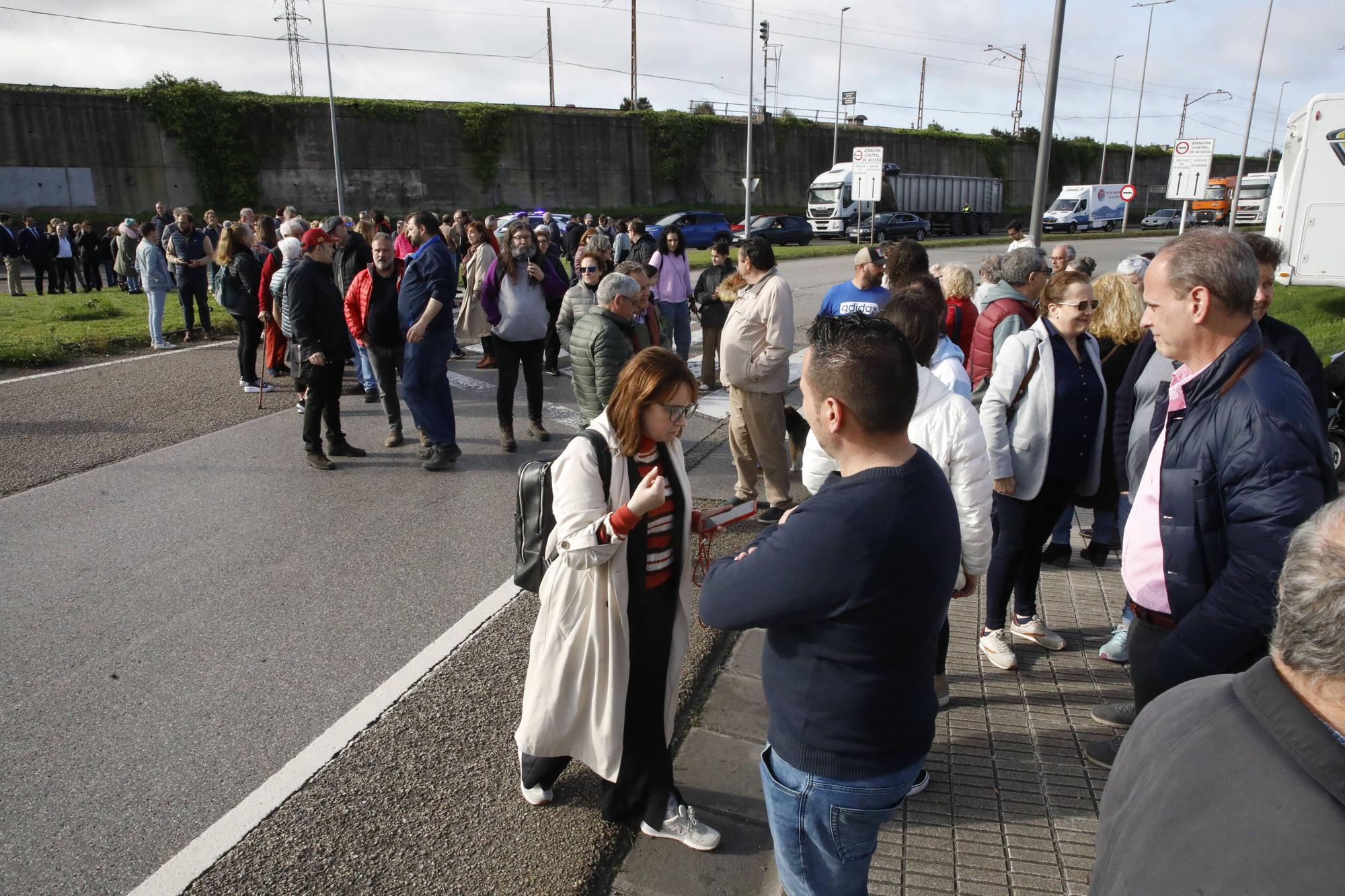 Gijón inicia las movilizaciones tras el enésimo fiasco con el vial de Jove