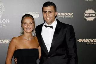 Rodri gana para España el Balón de Oro por el que suspiraba Vinicius: "Un chico normal, con valores"