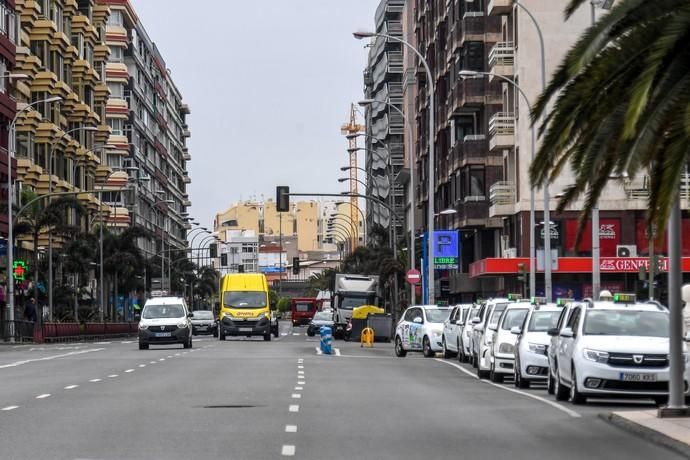 25-03-20 LAS PALMAS DE GRAN CANARIA. CIUDAD. LAS PALMAS DE GRAN CANARIA. Recorrido por la ciudad para vera su desolación.   Fotos: Juan Castro.  | 25/03/2020 | Fotógrafo: Juan Carlos Castro