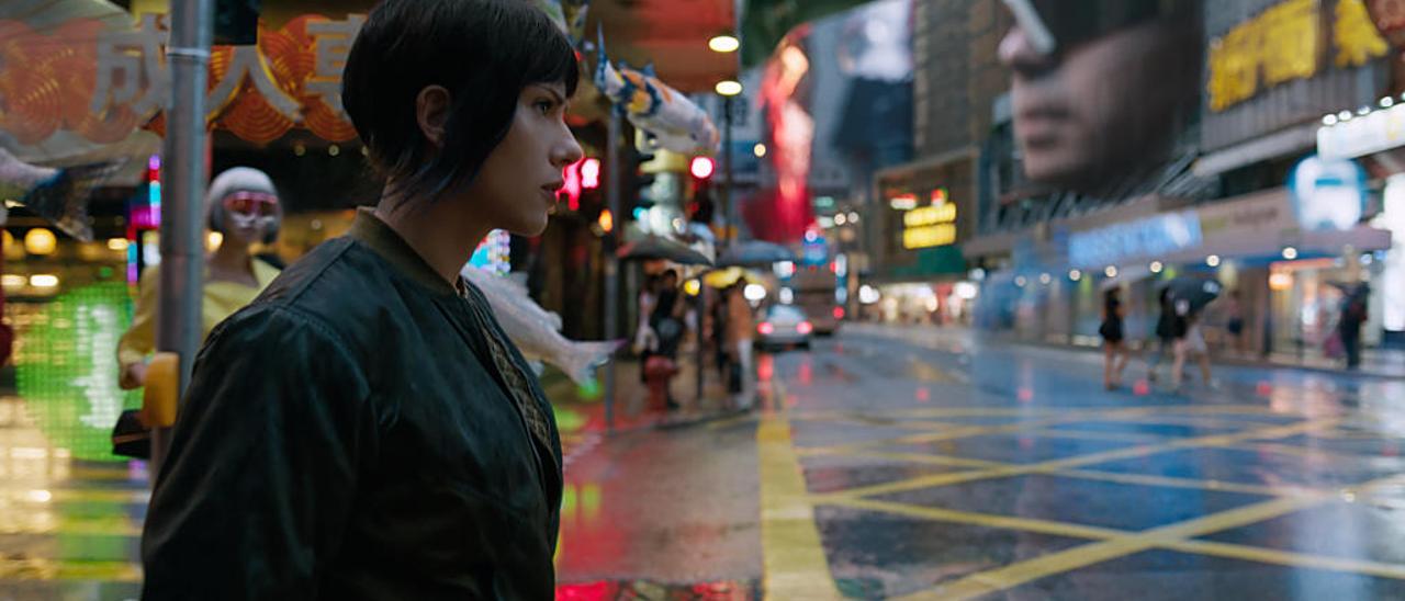 Scarlett Johansson, en una imagen de &quot;Ghost in the shell&quot;.